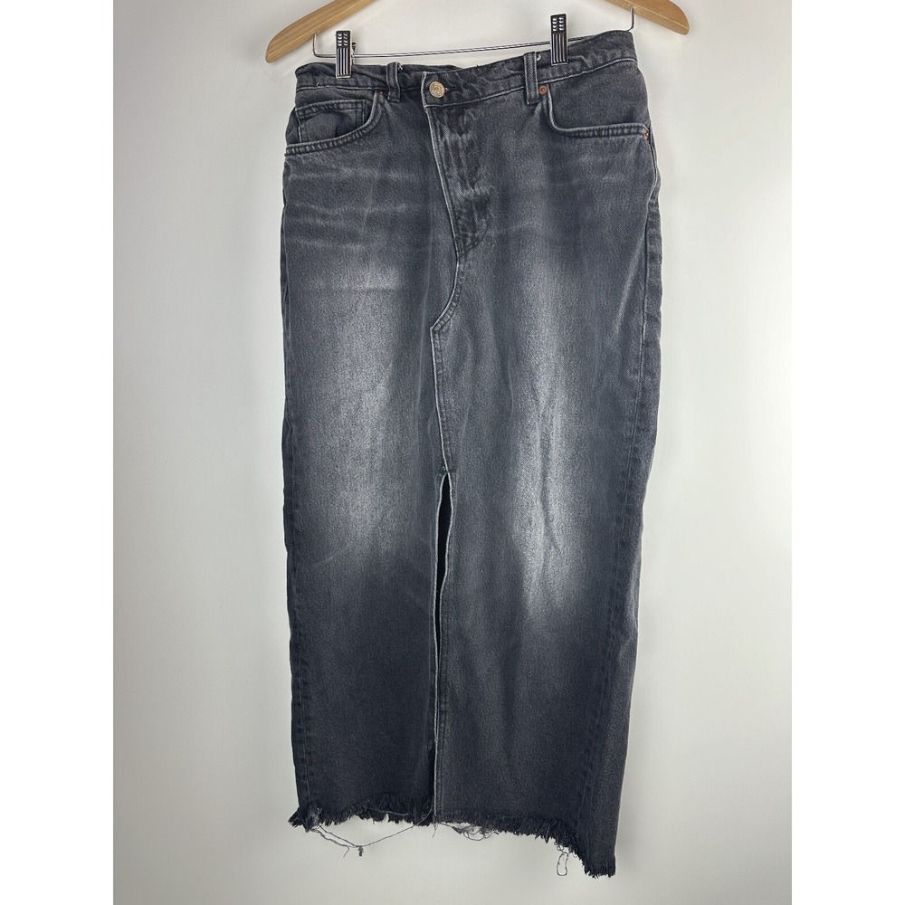 Reformation Nila Long Denim Skirt Front Slit Raw Hem Faded Washed Black Size 28 - Picture 2 of 13